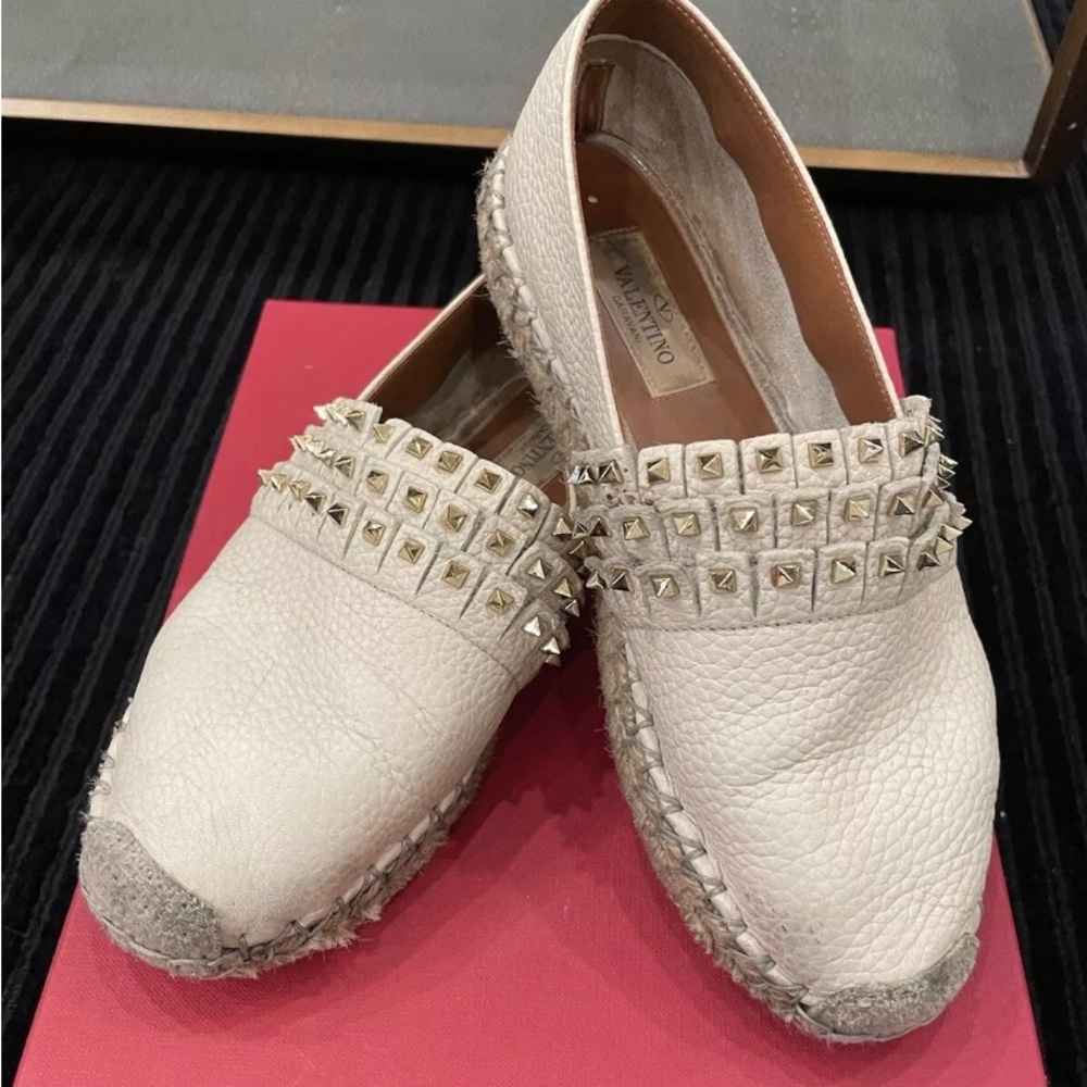 Valentino Womens Soft Cream Canvas Stud Leather Flat Shoes EUR 35